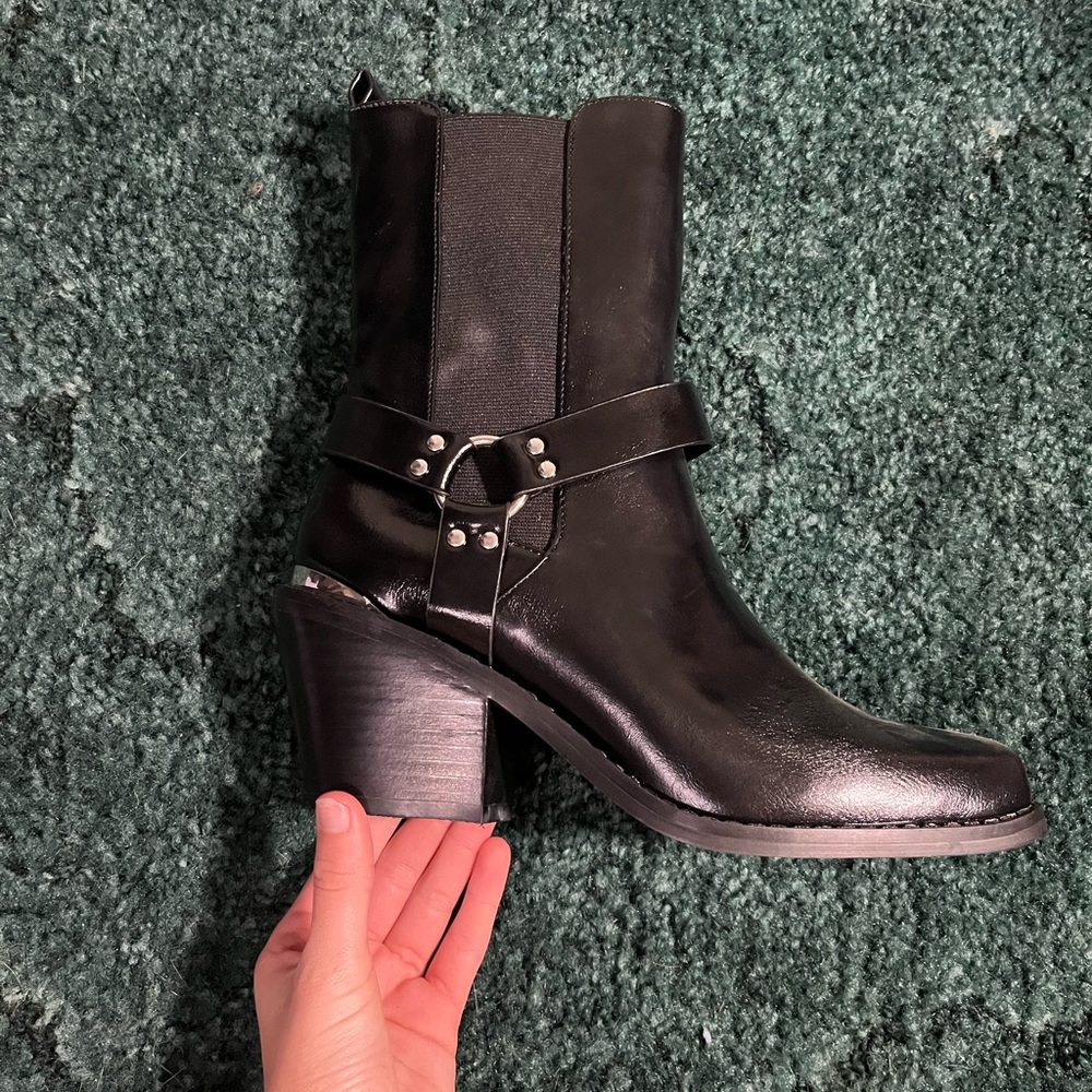 Black western booties
